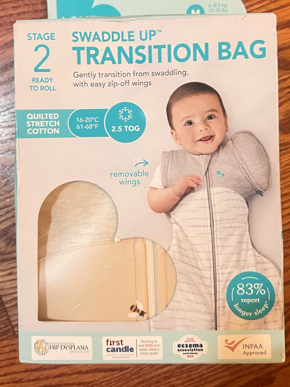 Swaddle Up Size Medium Transition Bag - Oatmeal Bees Print 2.5 tog zip off wings - Picture 2 of 3